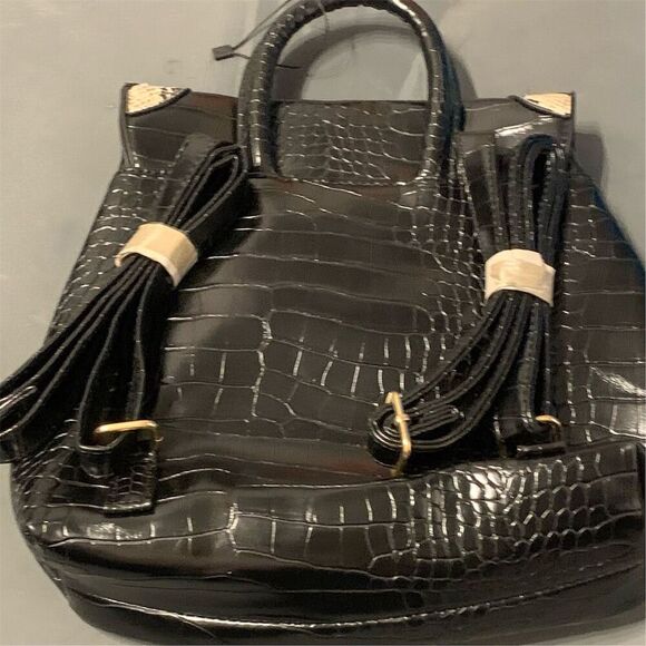 Alexis Bendel Women's Black Croc Print Fashion Backpack Casual - Picture 3 of 7